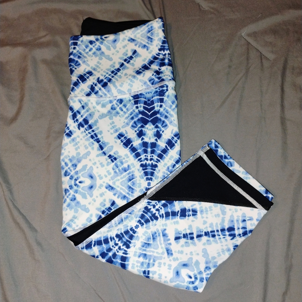 M Victoria's Secret Blue and Black Leggings